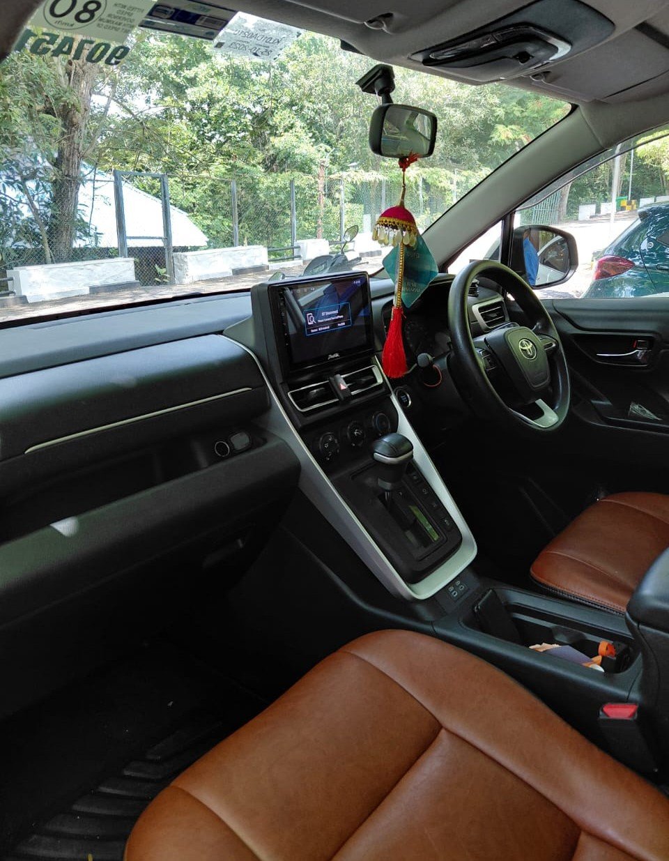 HyCross Interior
